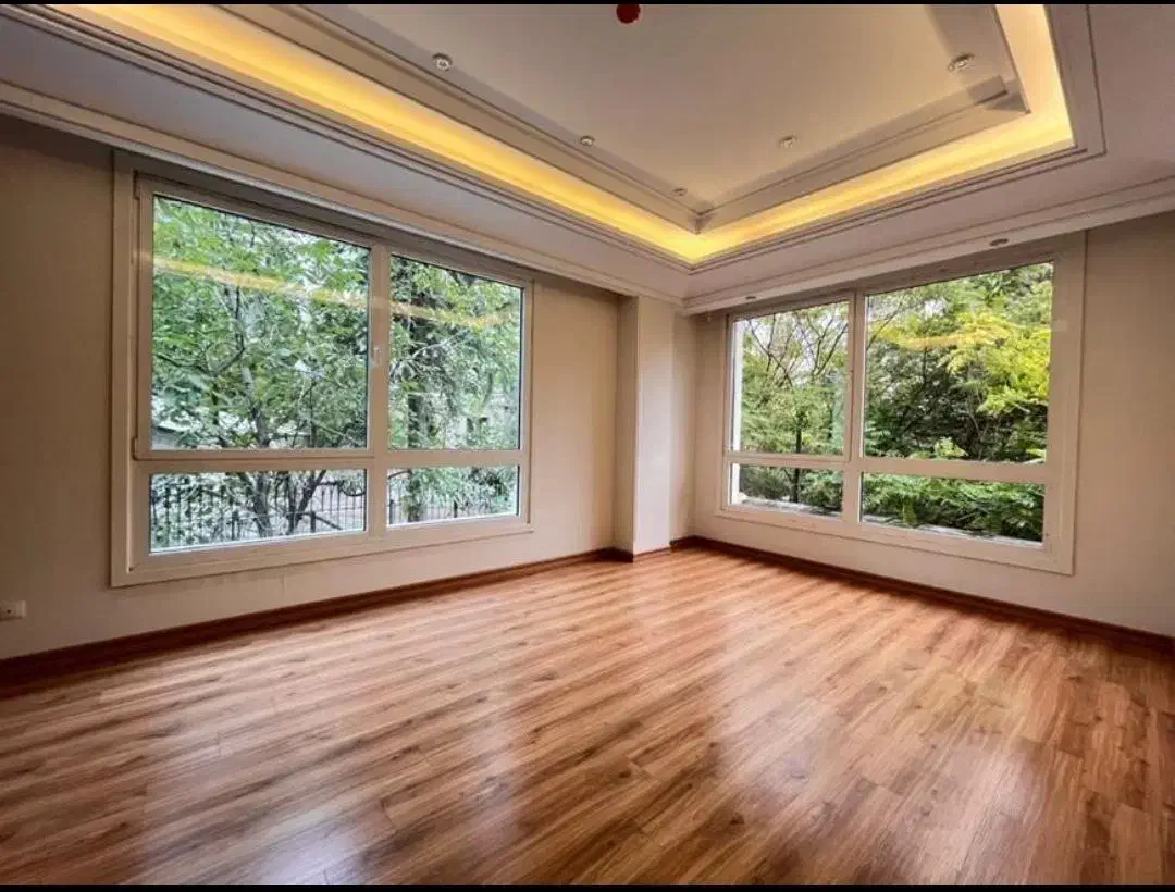 175 متر 3 خواب ویو مشجر کارت پستال|اجارهٔ آپارتمان|تهران, محمودیه|دیوار