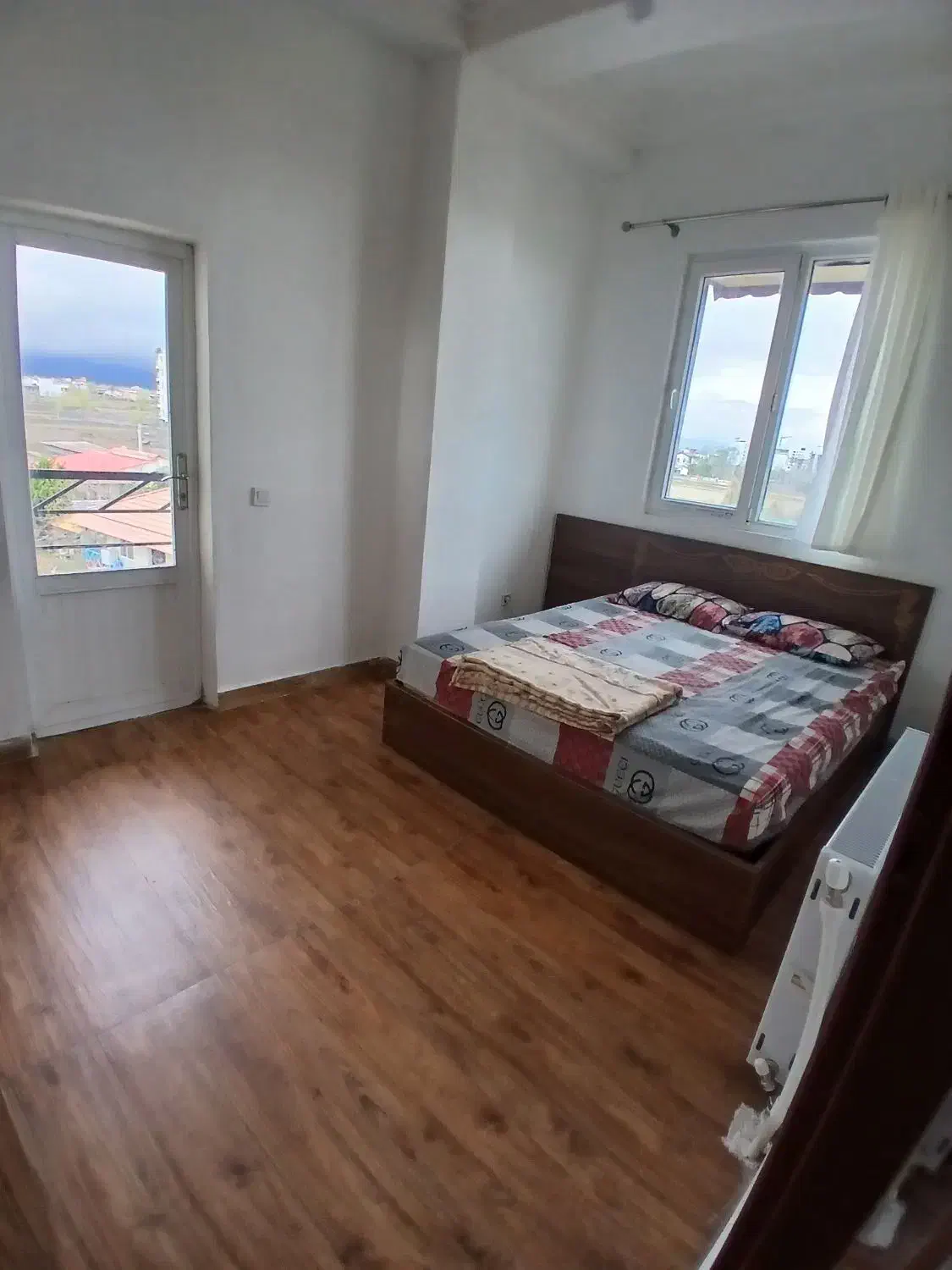 اجاره اپارتمان یکخواب ساحلی پلاک اول|اجارهٔ کوتاه‌مدت آپارتمان و سوئیت|چالوس, |دیوار