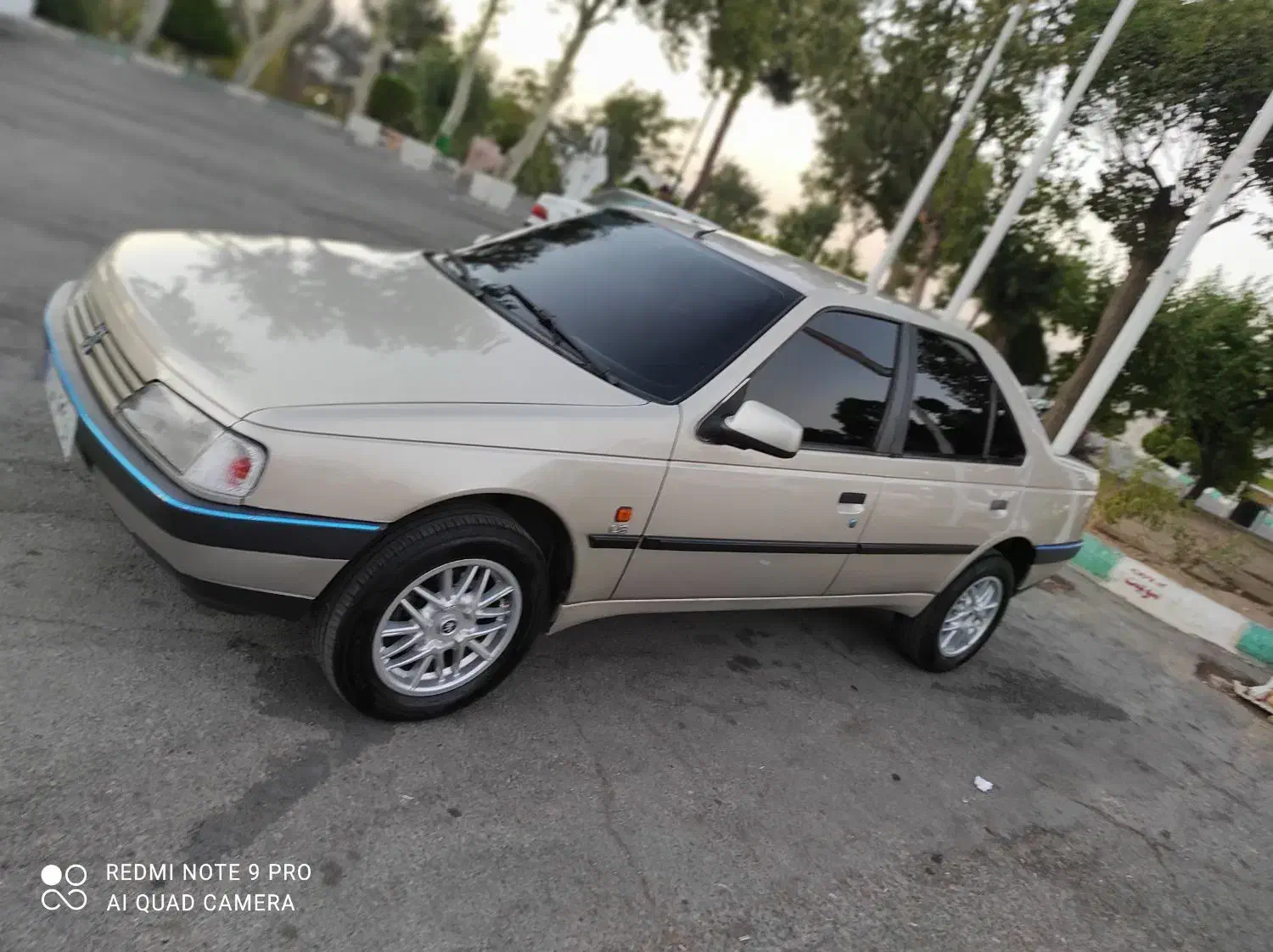 پژو ۴۰۵مدل ۸۵بیرنگ|خودرو سواری و وانت|قروه, |دیوار