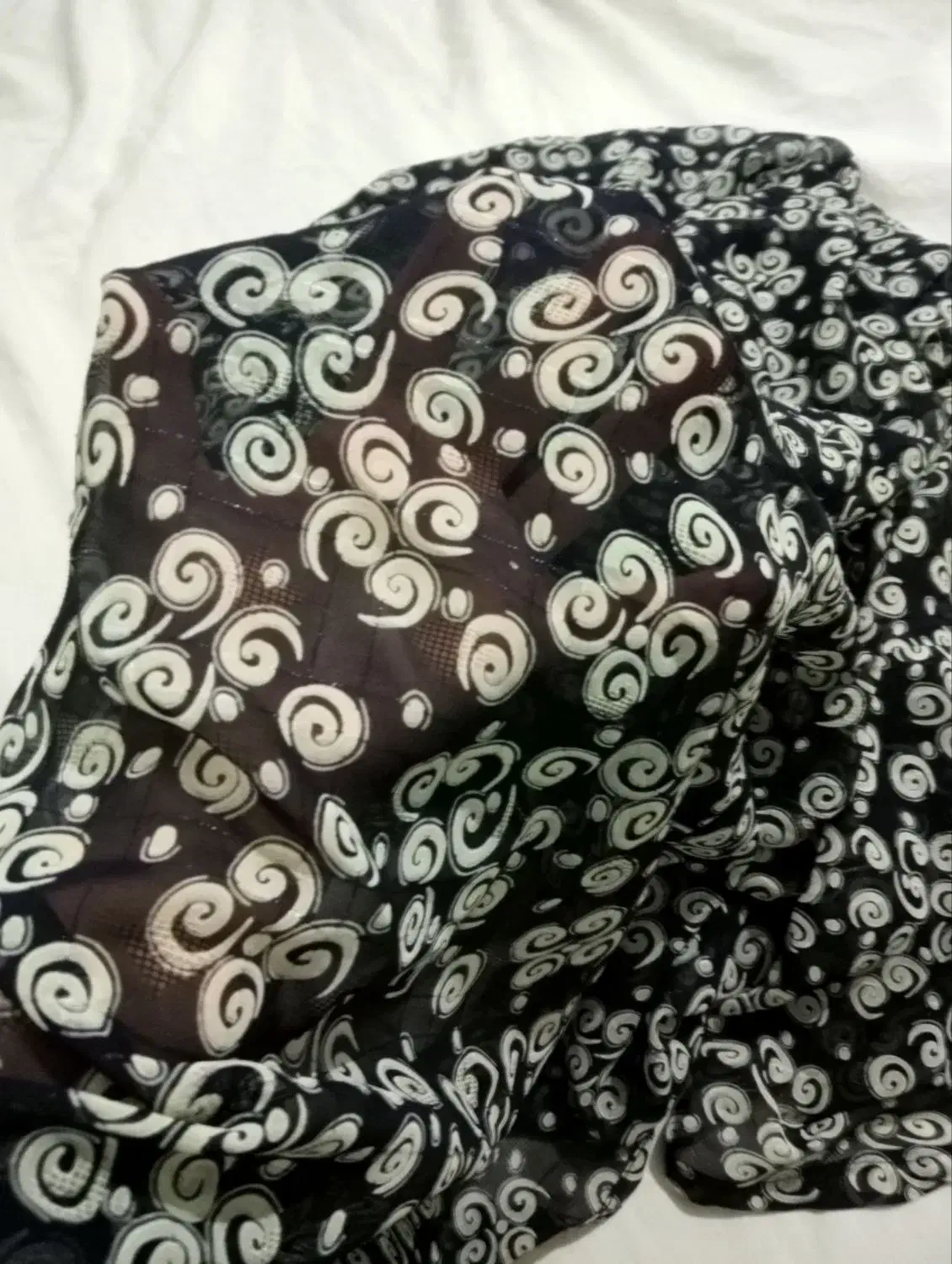 چادر و کاپشن زنانه 4 میلیون|لباس|اقبالیه, |دیوار