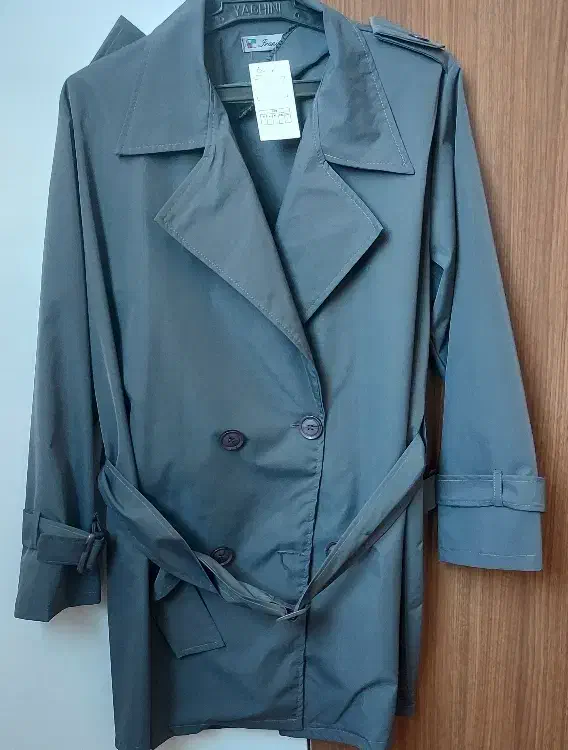 لباس|لباس|قیدار, |دیوار