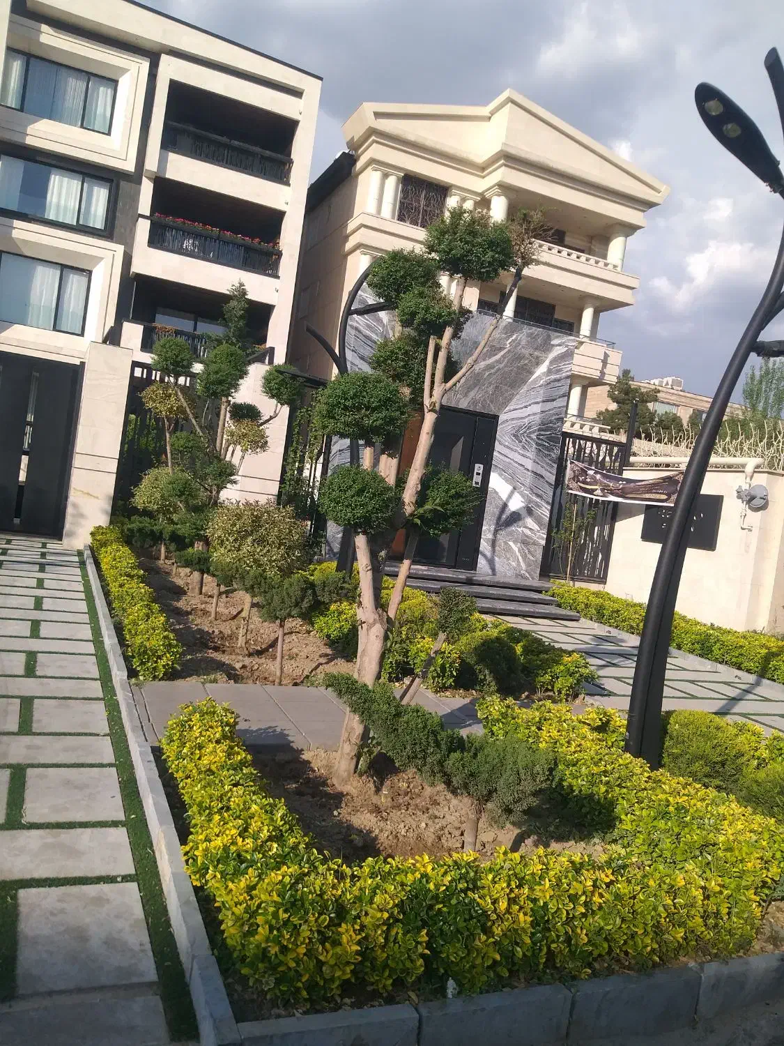 کلیه امور باغبانی تمام نقاط کرج حرفه ای و منصف|خدمات باغبانی و درختکاری|کرج, فاز ۲ مهرشهر|دیوار