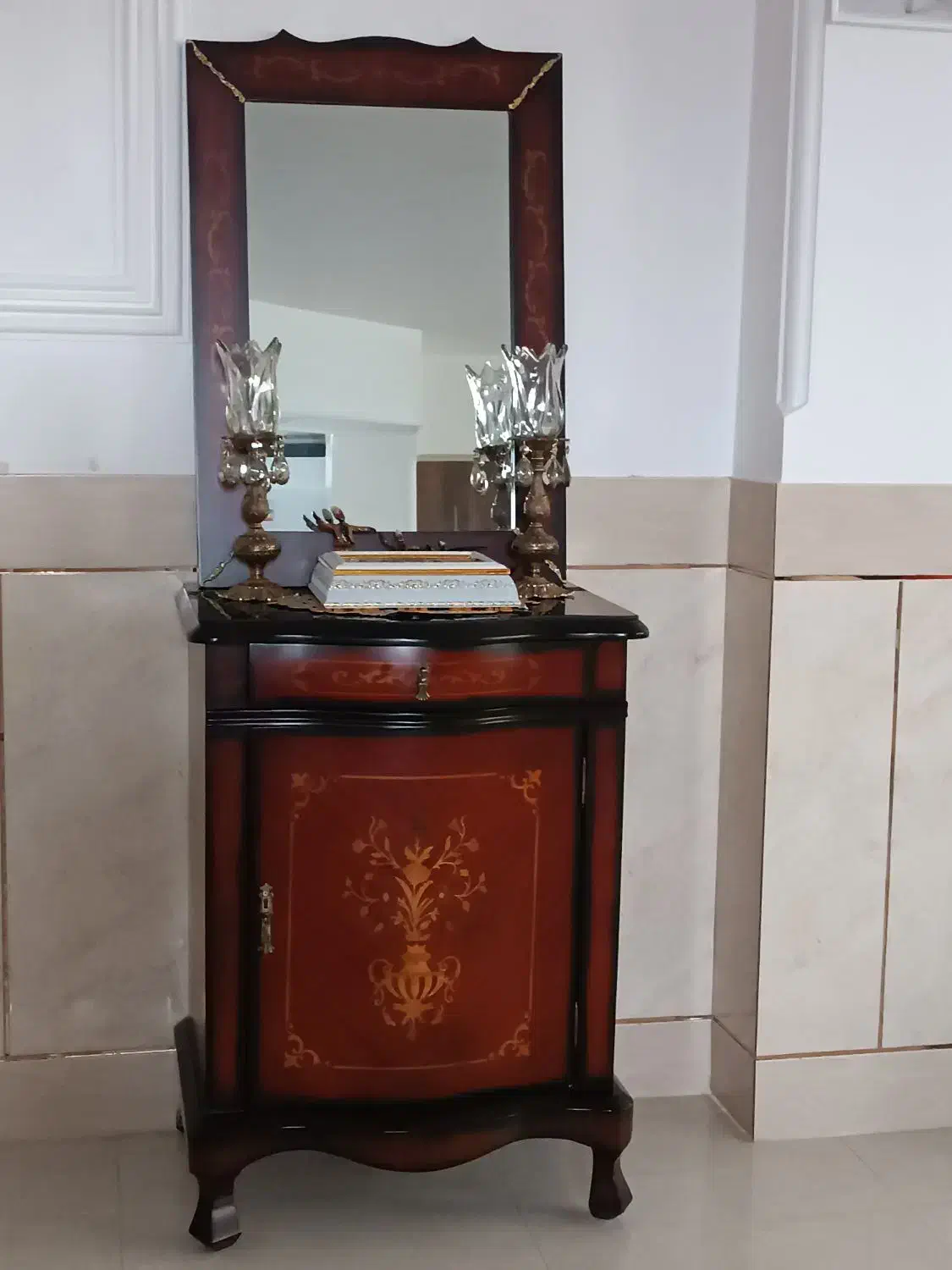 آینه کنسول|بوفه، ویترین، کنسول|شاهرود, |دیوار