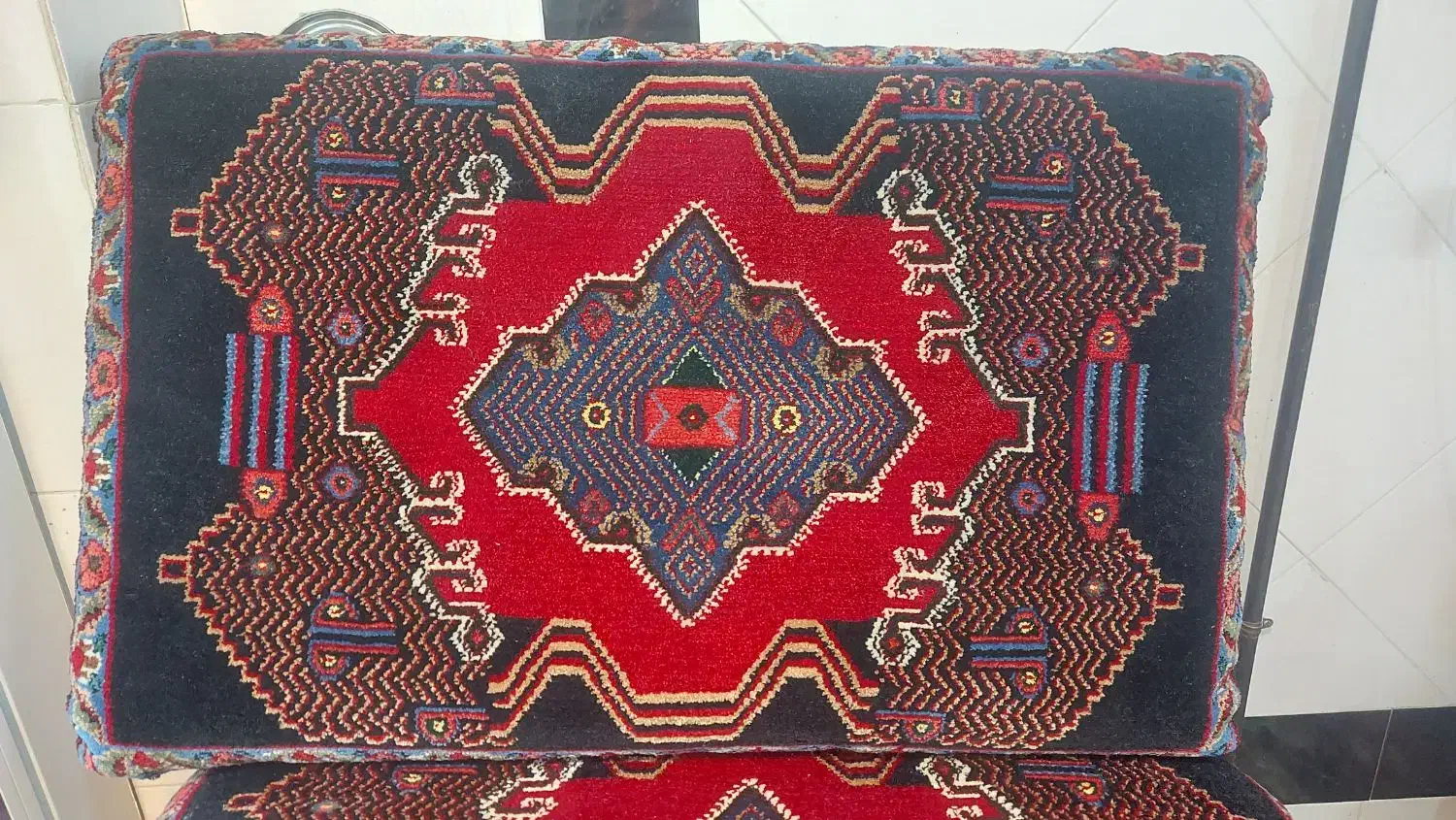 پشتی دست بافت|پشتی|سنندج, |دیوار