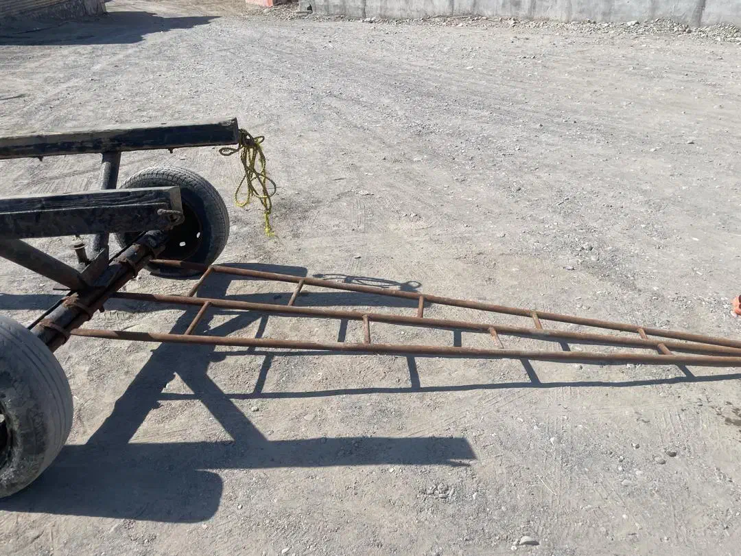 گاری فروشی|قایق و سایر وسایل نقلیه|بند زرک, |دیوار