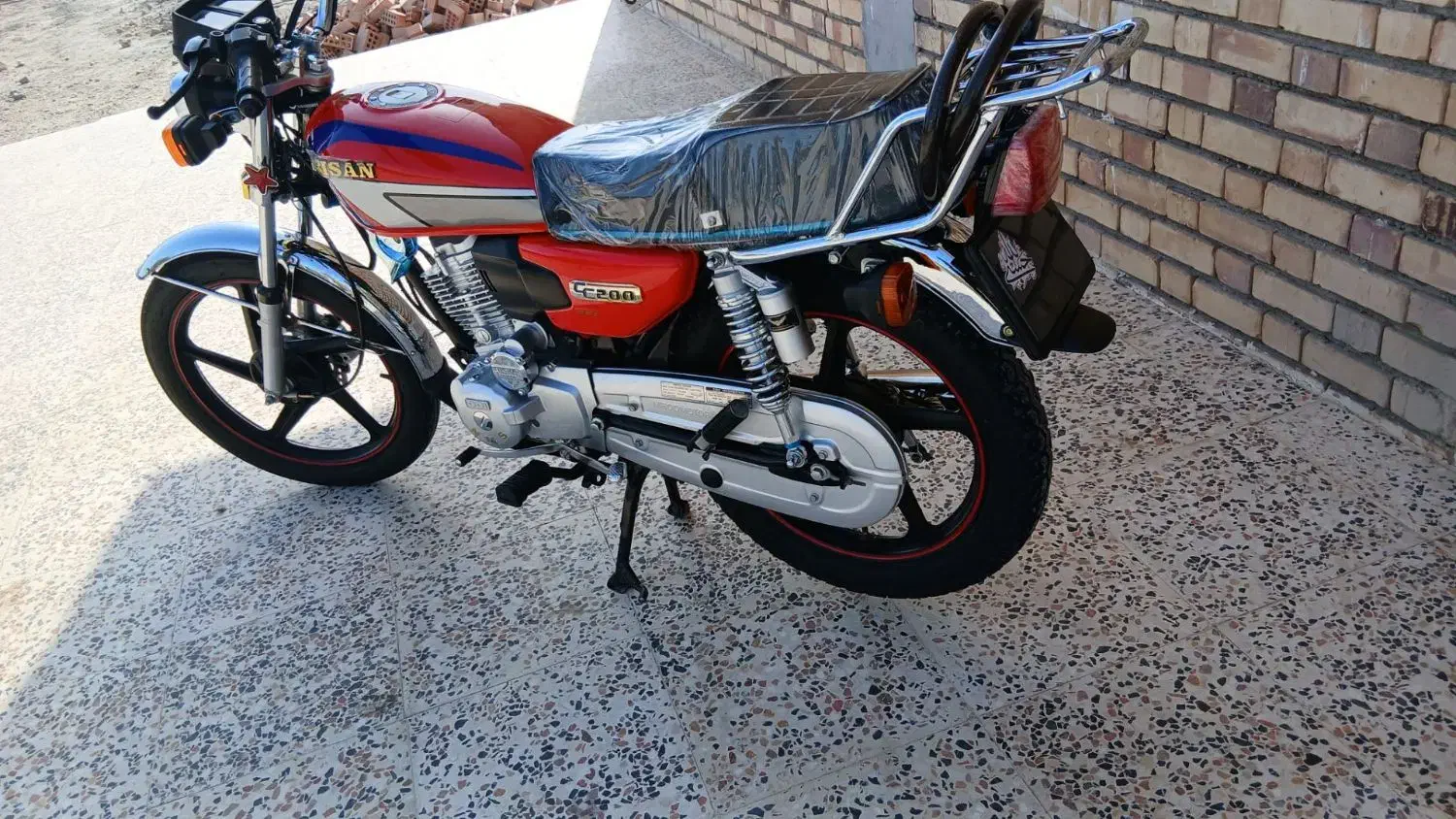 موتور 200|موتورسیکلت|جیرفت, |دیوار