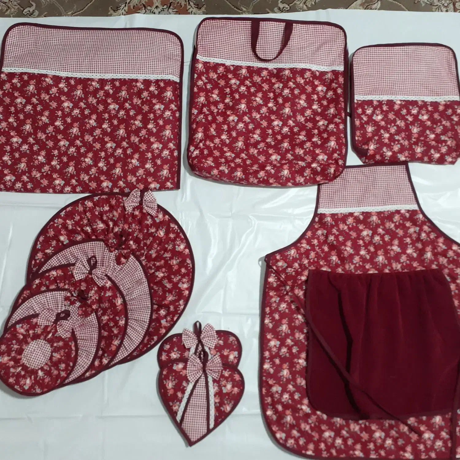 تولید و دوخت سرویس آشپزخانه|سفره، حوله، دستمال آشپزخانه|گرگان, |دیوار