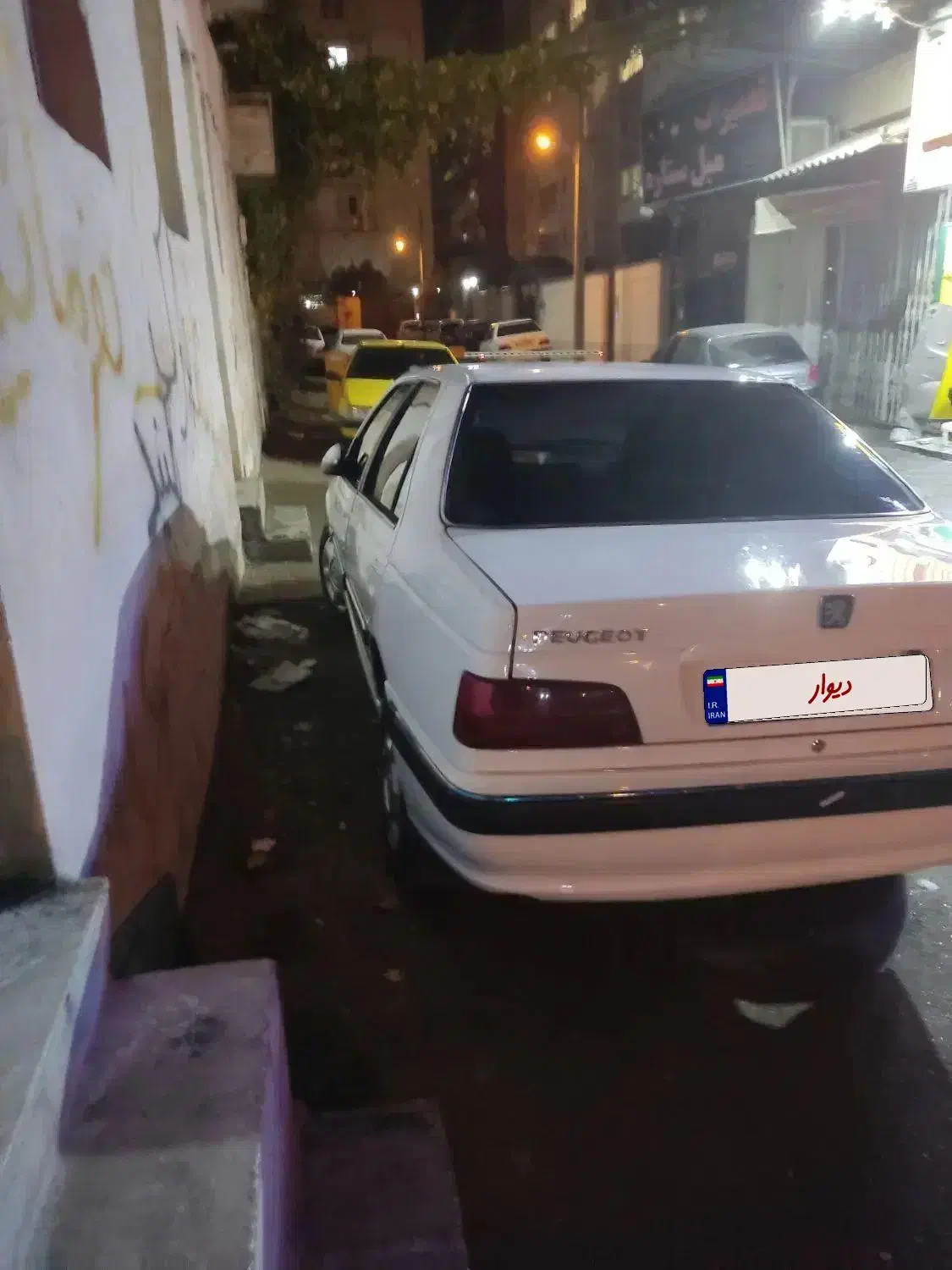 پژو پارس 1401|خودرو سواری و وانت|شیراز, قدوسی شرقی|دیوار