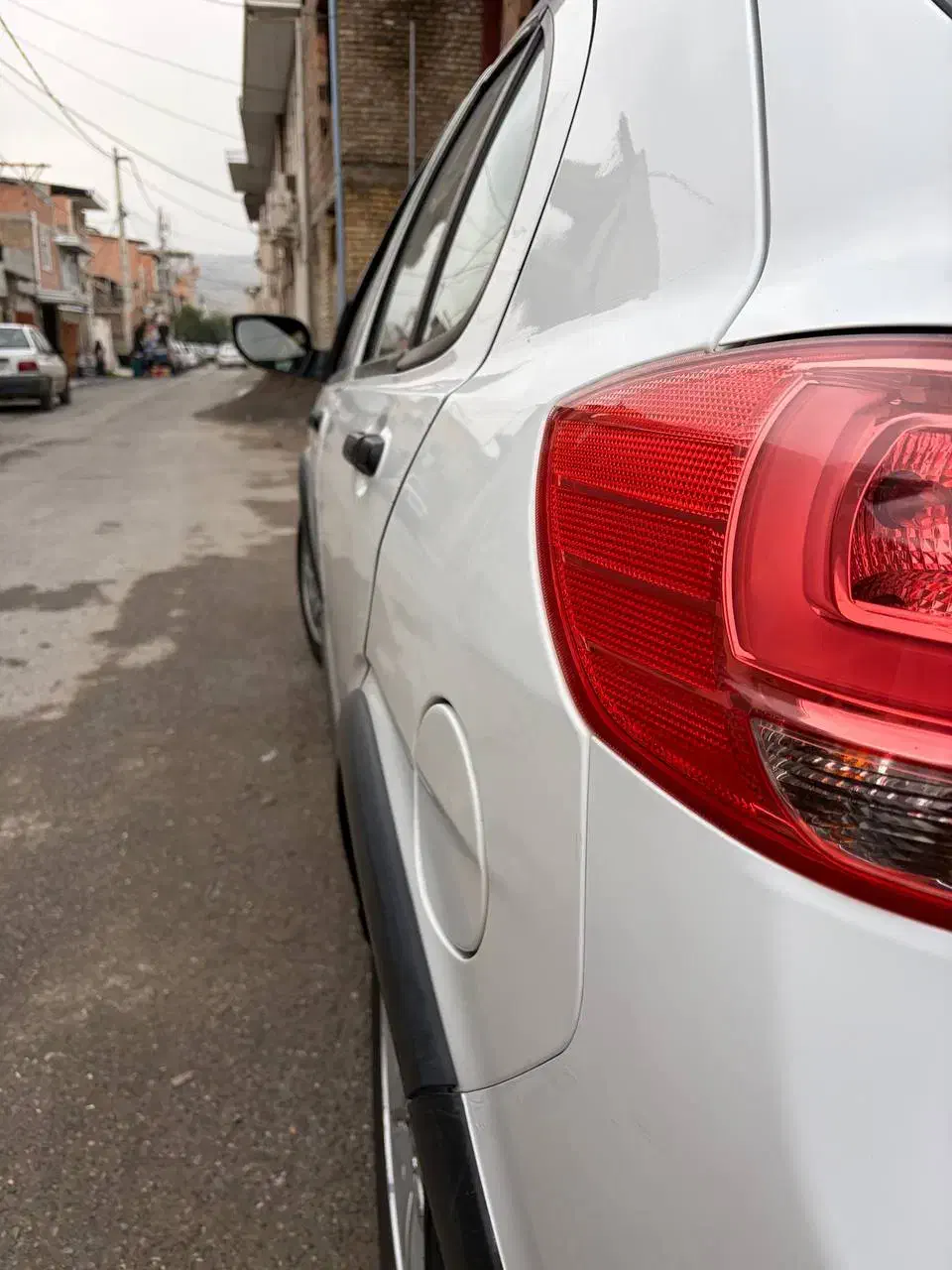 کوییک r سقف مشکی مدل 99 بیرنگ|خودرو سواری و وانت|گرگان, |دیوار