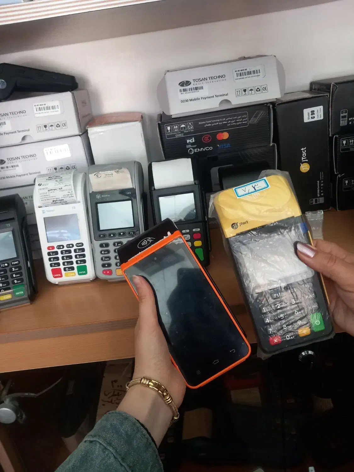 کارتخوان|فروشگاه و مغازه|دهگلان, |دیوار