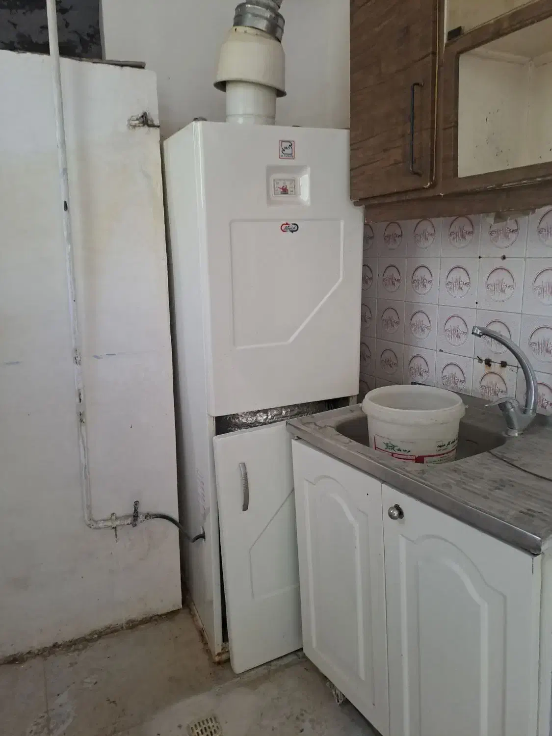آبگرمکن نیاز به تعمیر|آبگرمکن، پکیج، شوفاژ|مشهد, رده|دیوار