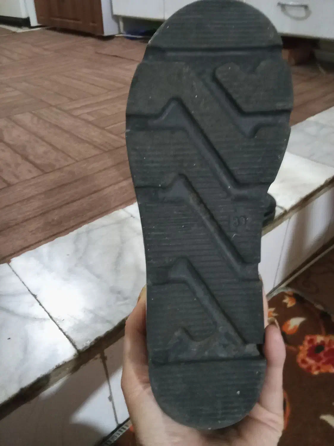 کفش زنانه سایز ۳۹|کیف، کفش، کمربند|چهارباغ, |دیوار