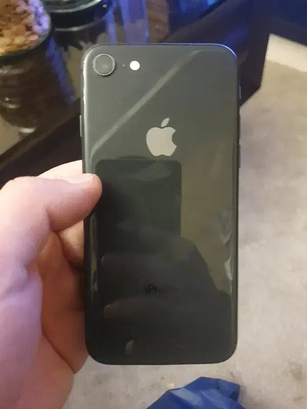 iphone 8|موبایل|تهران, امانیه|دیوار