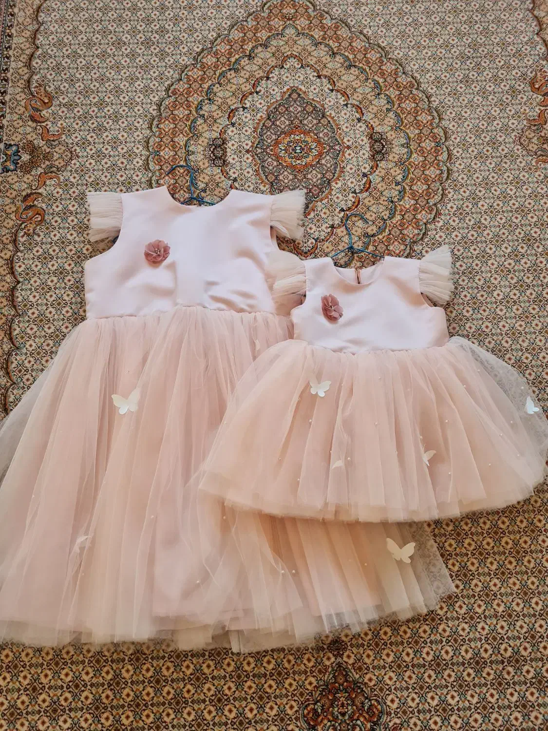 دوعدد لباس ست خواهری. یا مادر و دختری|لباس|تبریز, |دیوار