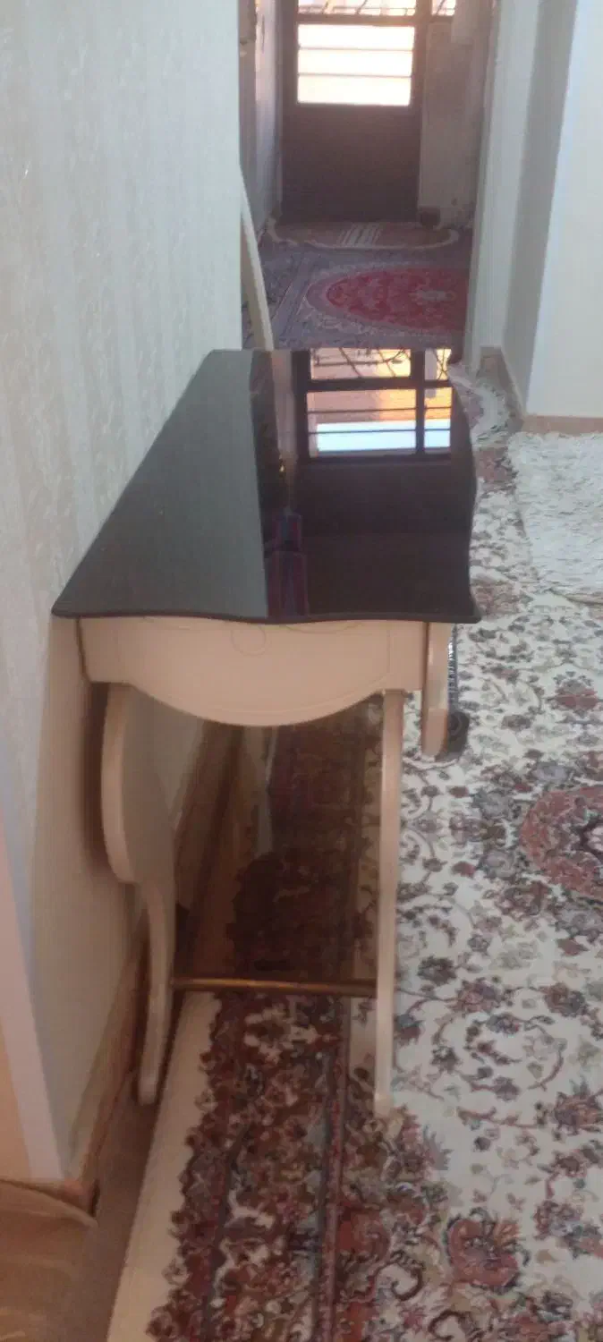 میز تزیینی|مبلمان خانگی و میز عسلی|ملایر, |دیوار