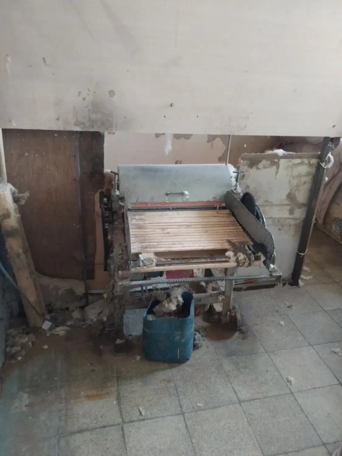 دوخت وتعمیرانواع تشک لحاف روتختی بالشت سرویس نوزا|رختخواب، بالش، پتو|فولادشهر, مسکن مهر فولادشهر|دیوار