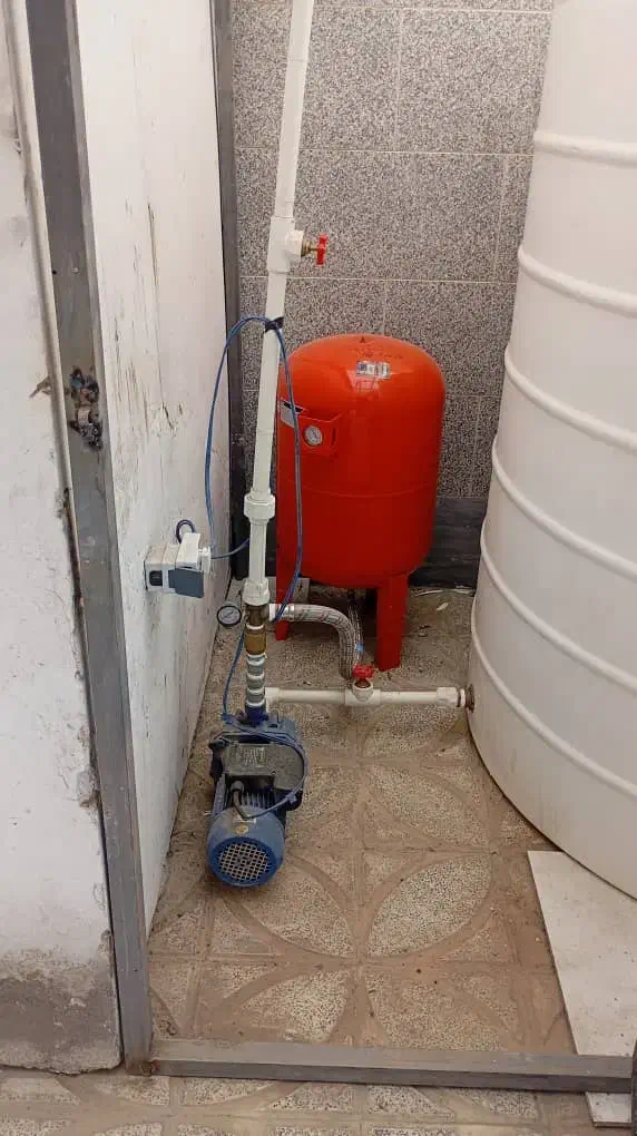 پمپ منیع تغذیه ومنبع تحت فشار هشتادلیتری|مصالح و تجهیزات ساختمان|تهران, هفت چنار|دیوار