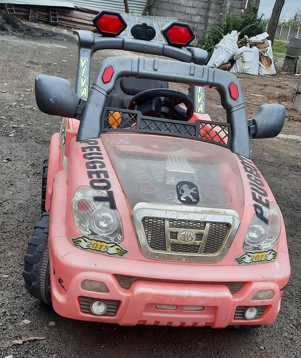 ماشین شارژی|اسباب‌‌بازی|کوچصفهان, |دیوار