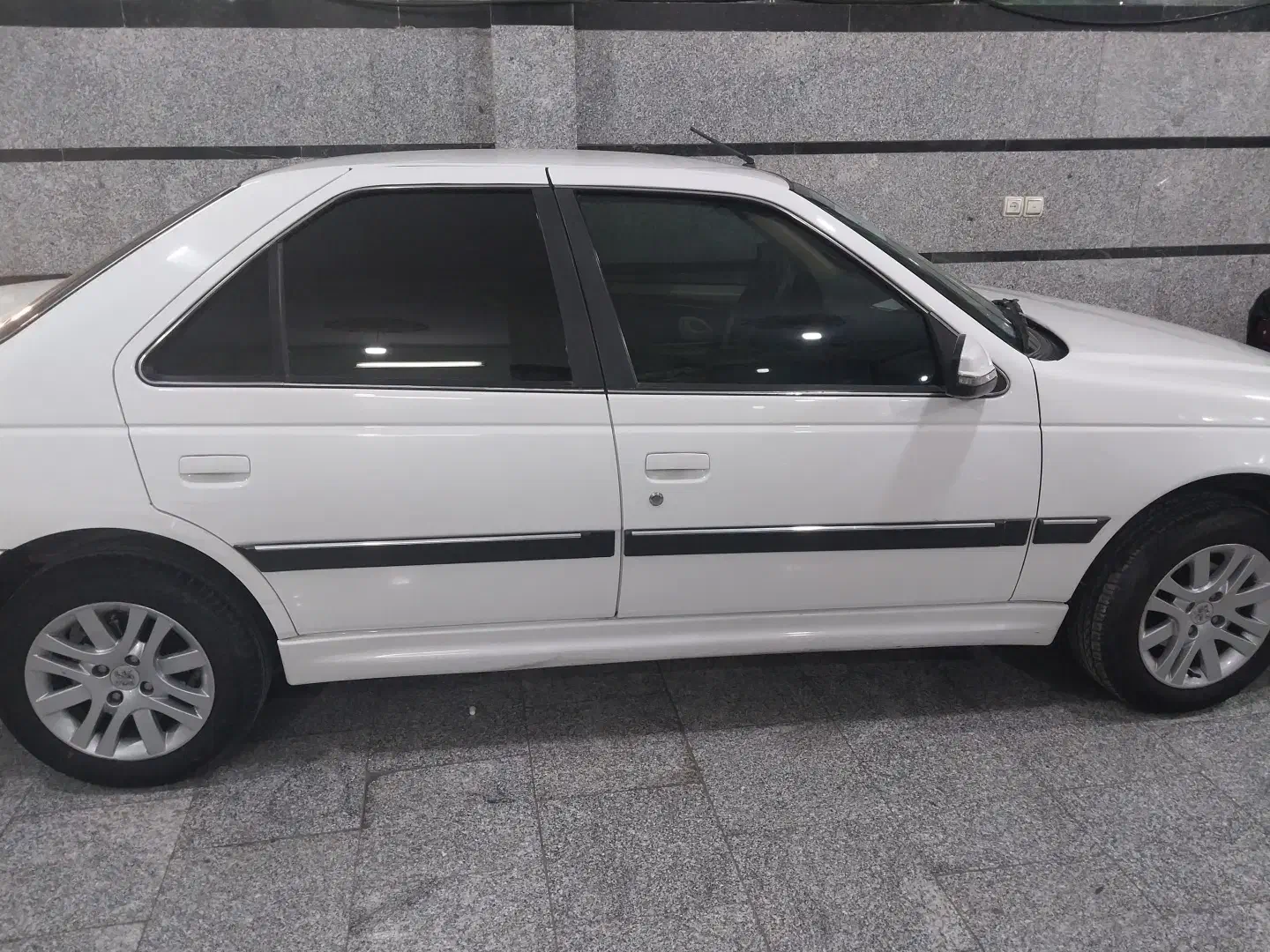 پژو پارس سفارشی 1402|خودرو سواری و وانت|پاکدشت, حصار امیر|دیوار