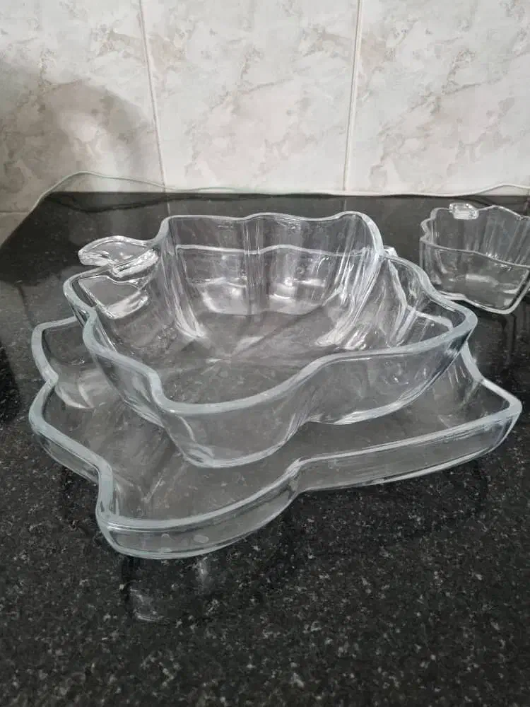 سرویس پذیرایی|ظروف سرو و پذیرایی|شیراز, ارم|دیوار