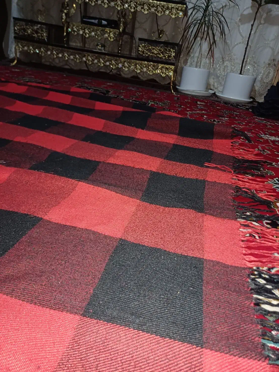 مقداری لباس نو پیدا شده|لباس|ملایر, |دیوار