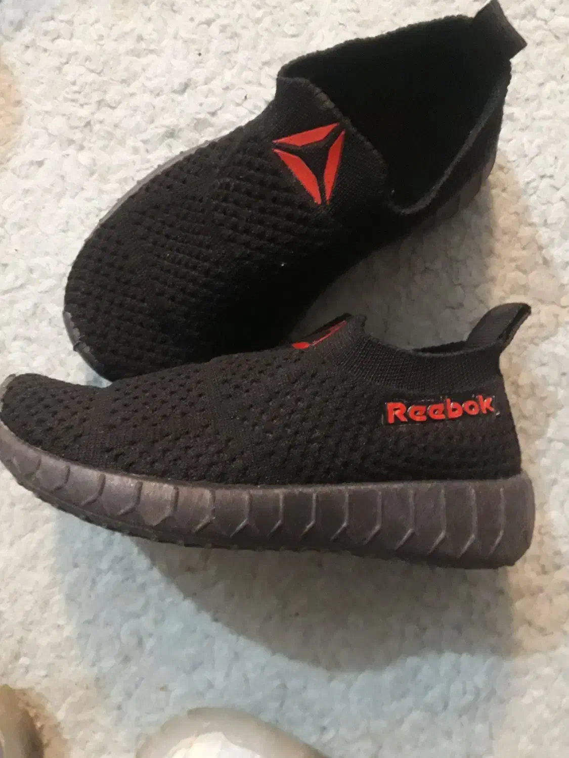 دو جفت کفش کودک سه ساله|کفش و لباس بچه|دامغان, |دیوار