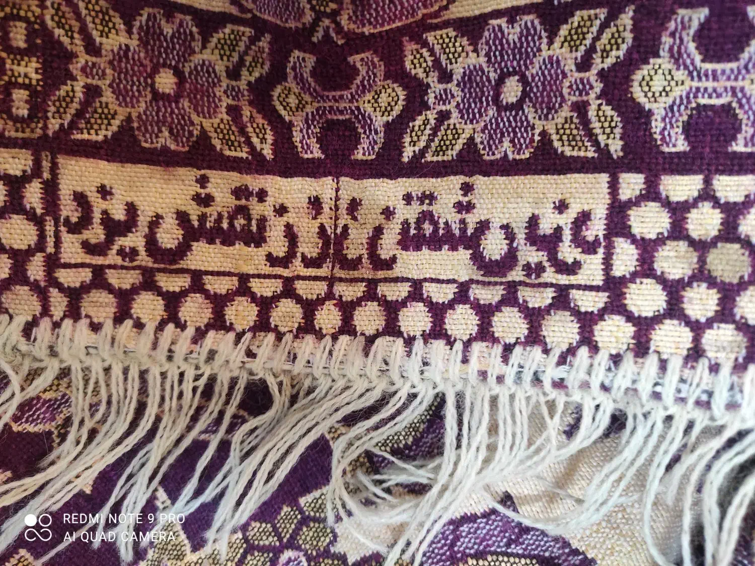 رو فرشی ۱۲ متری در حد نو و سالم|روفرشی|مشهد, شاهد (شهرک غرب)|دیوار