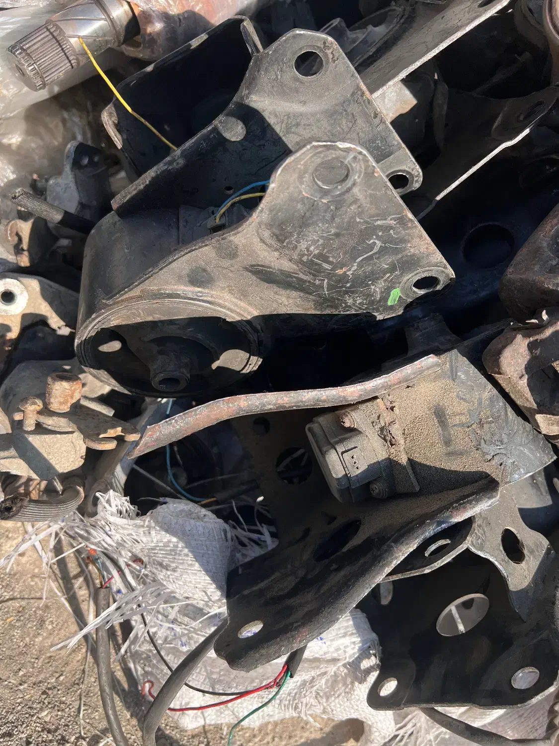 دسته موتور پلوس رام خرچنگی و زیر موتو ماکسیما اصل|قطعات یدکی و لوازم جانبی|تهران, شهرک چیتگر|دیوار