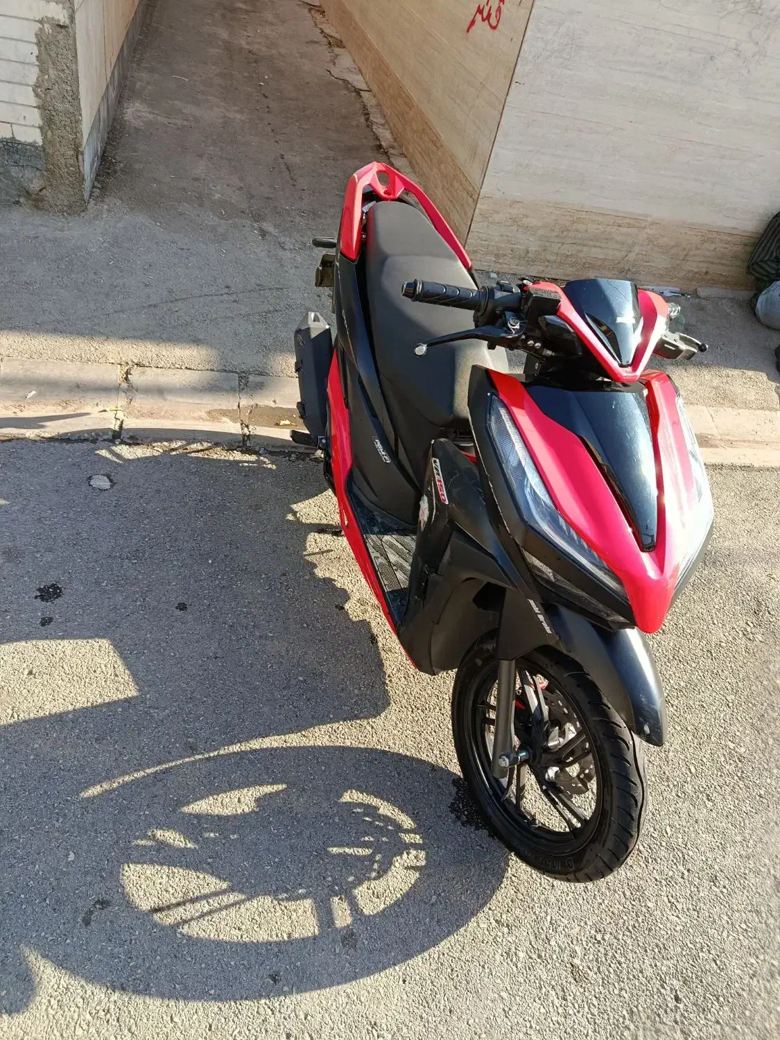 برمودا مدل 1402|موتورسیکلت|شیراز, شیخ علی چوپان|دیوار