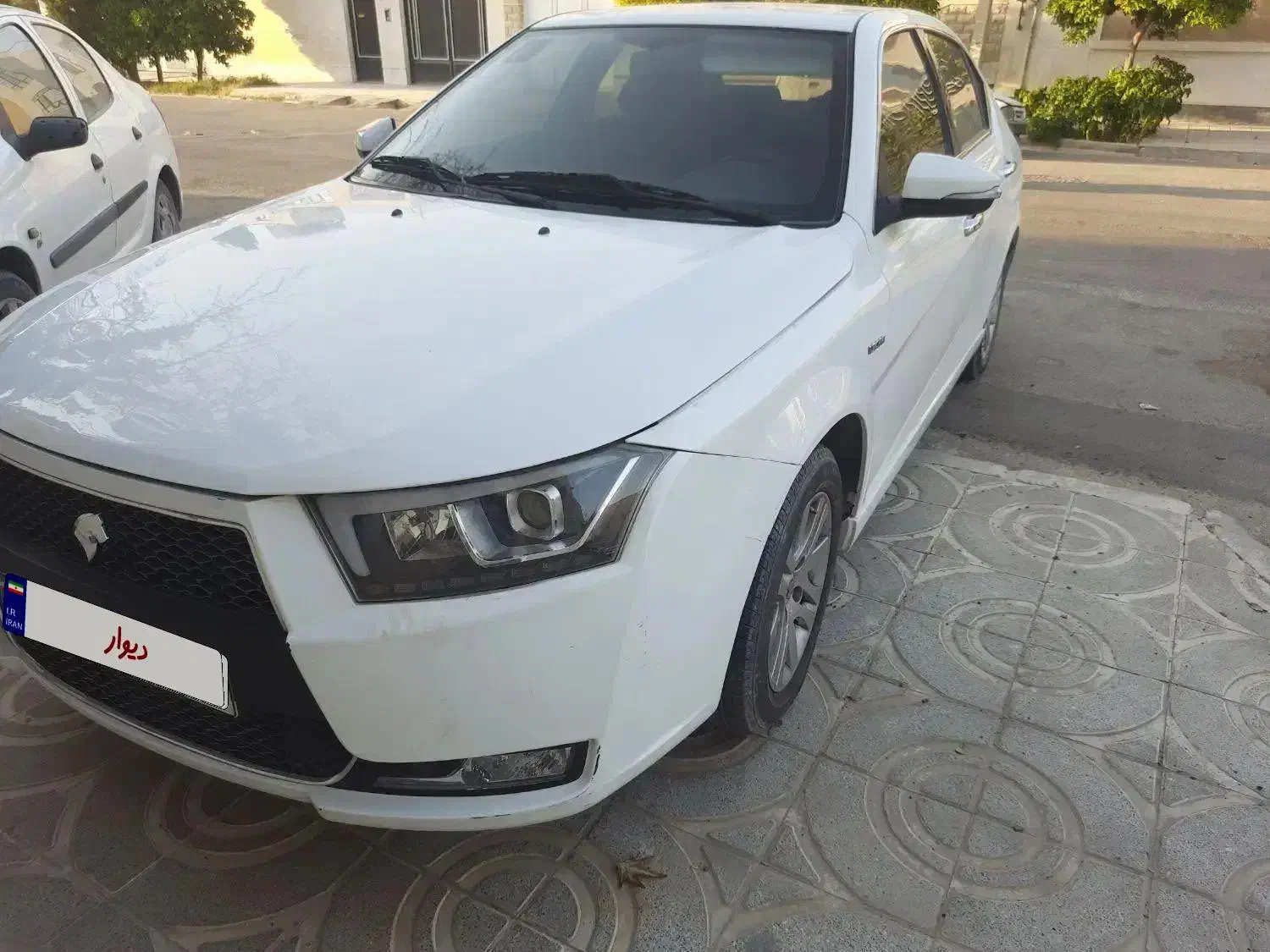 دنا پلاس۹۹|خودرو سواری و وانت|شیراز, نصر|دیوار