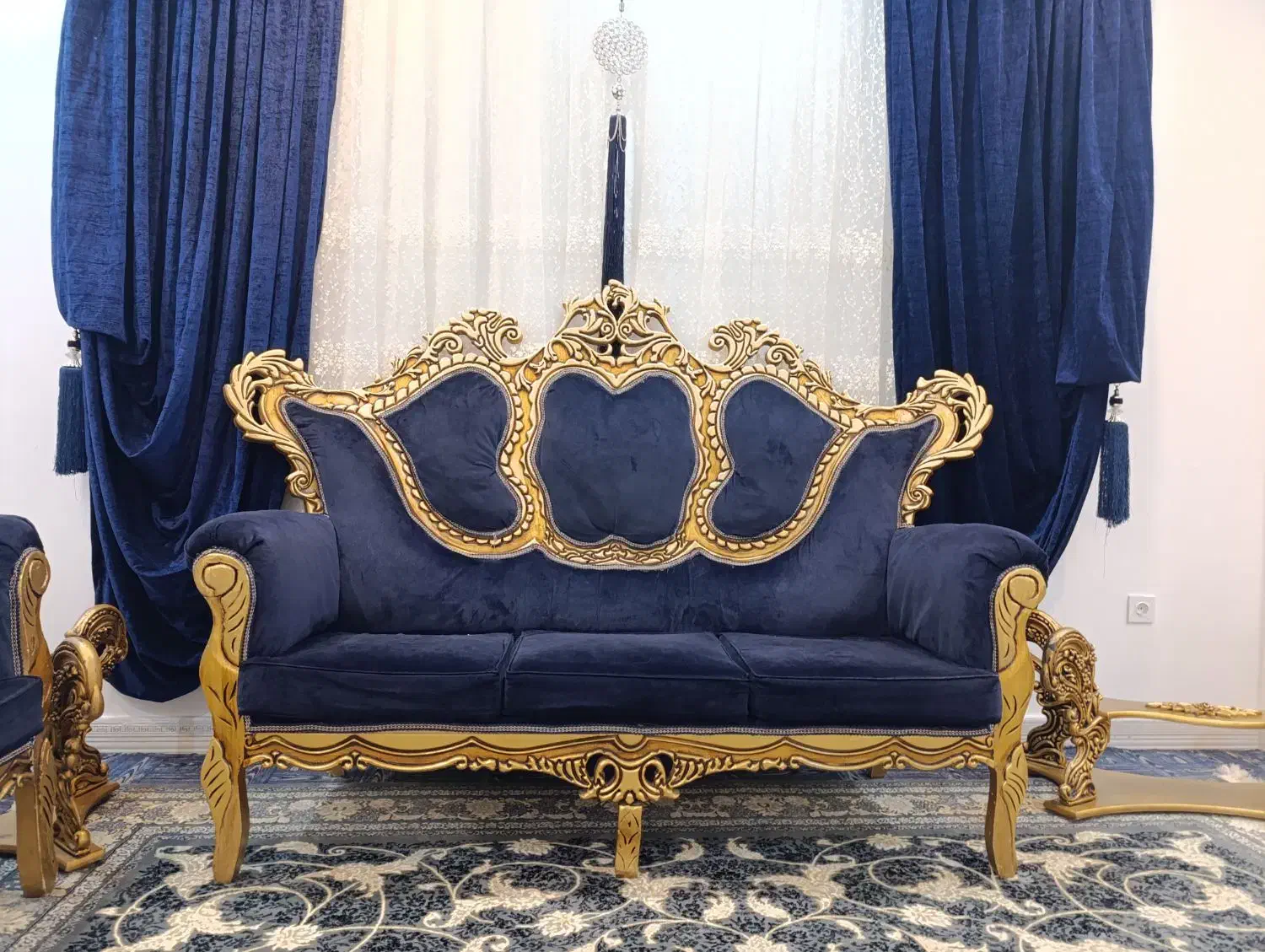 مبل هفت نفره و شال پرده|مبلمان خانگی و میز عسلی|ساوه, |دیوار