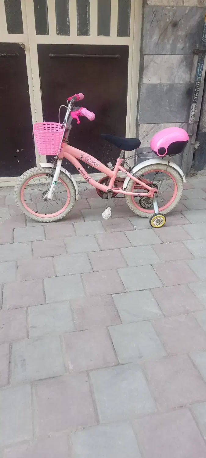 دوچرخه سایز ۱۶ دخترانه سالم|دوچرخه، اسکیت، اسکوتر|قدس, شهرقدس|دیوار