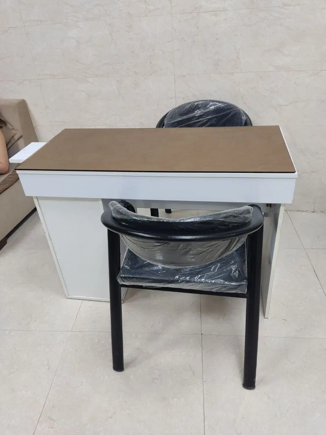 اجاره صندلی در سالن مجرب|خدمات آرایشگری و زیبایی|اراک, |دیوار