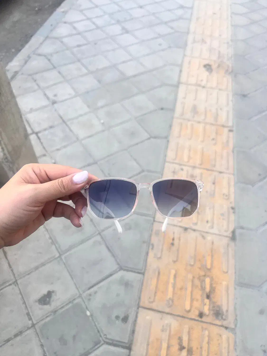 عینک|زیورآلات و اکسسوری|لنجان, |دیوار