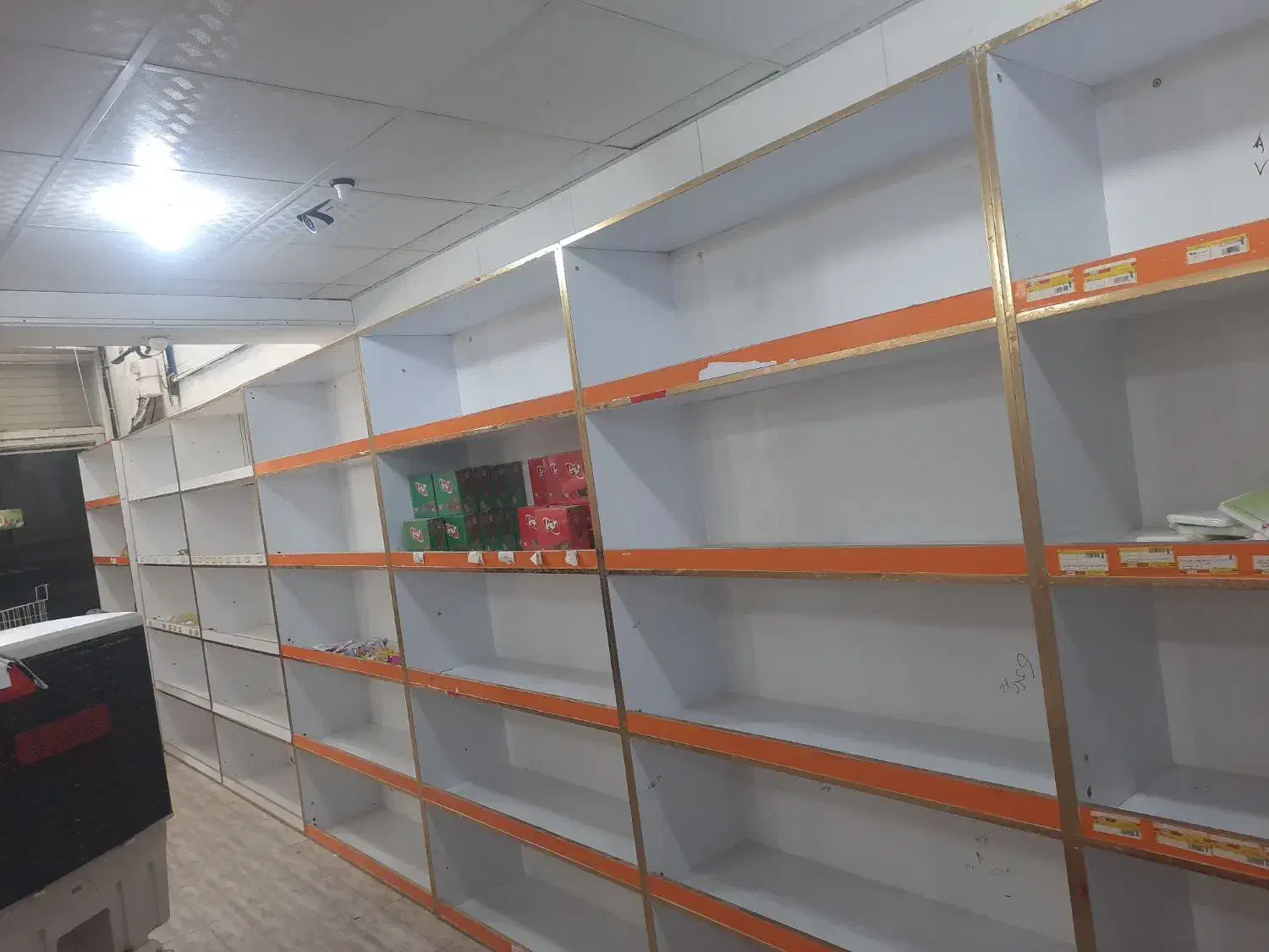 تعداد ۲۵ عدد قفسه ام دی اف|کتابخانه، شلف، قفسه‌های دیواری|کرمانشاه, |دیوار