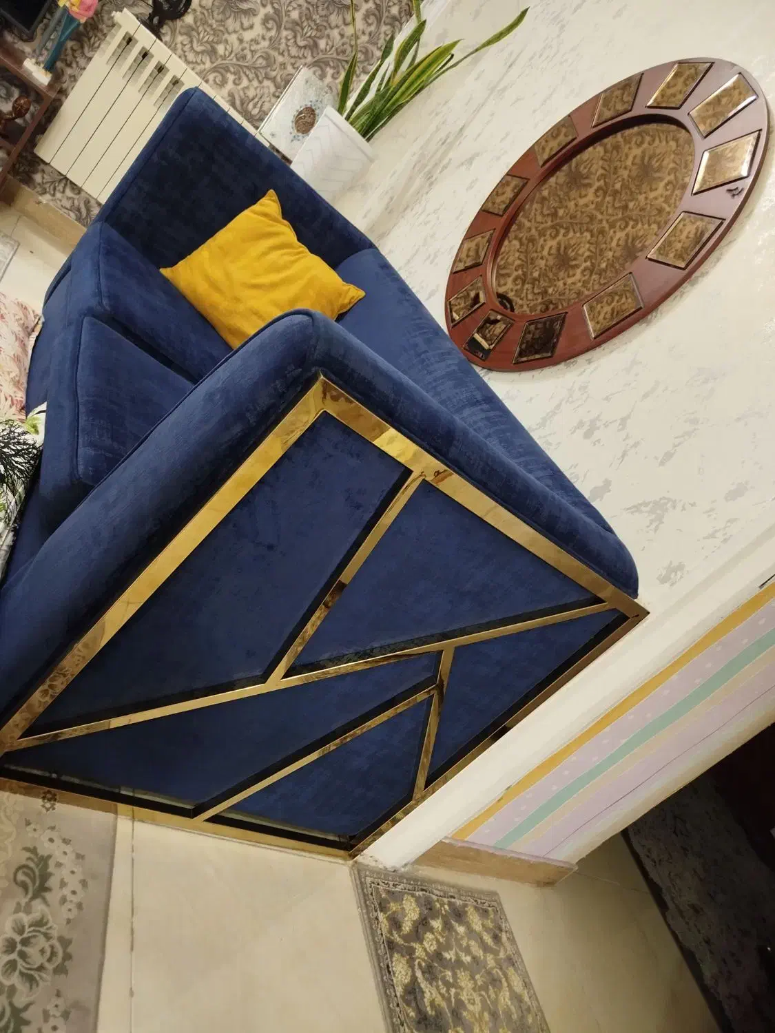 مبل ۸نفره درحد نو وسالم مقطوع مقطوع|مبلمان خانگی و میز عسلی|تهران, تاکسیرانی|دیوار