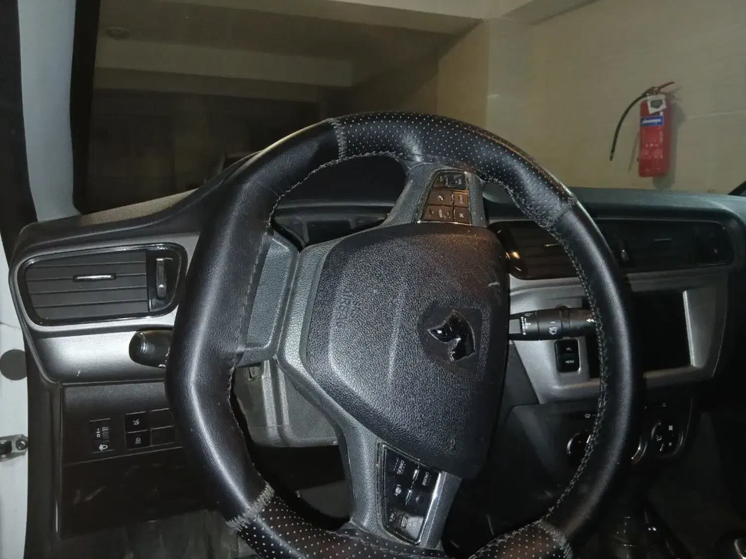 تارا ۵ دنده|خودرو سواری و وانت|بروجرد, |دیوار