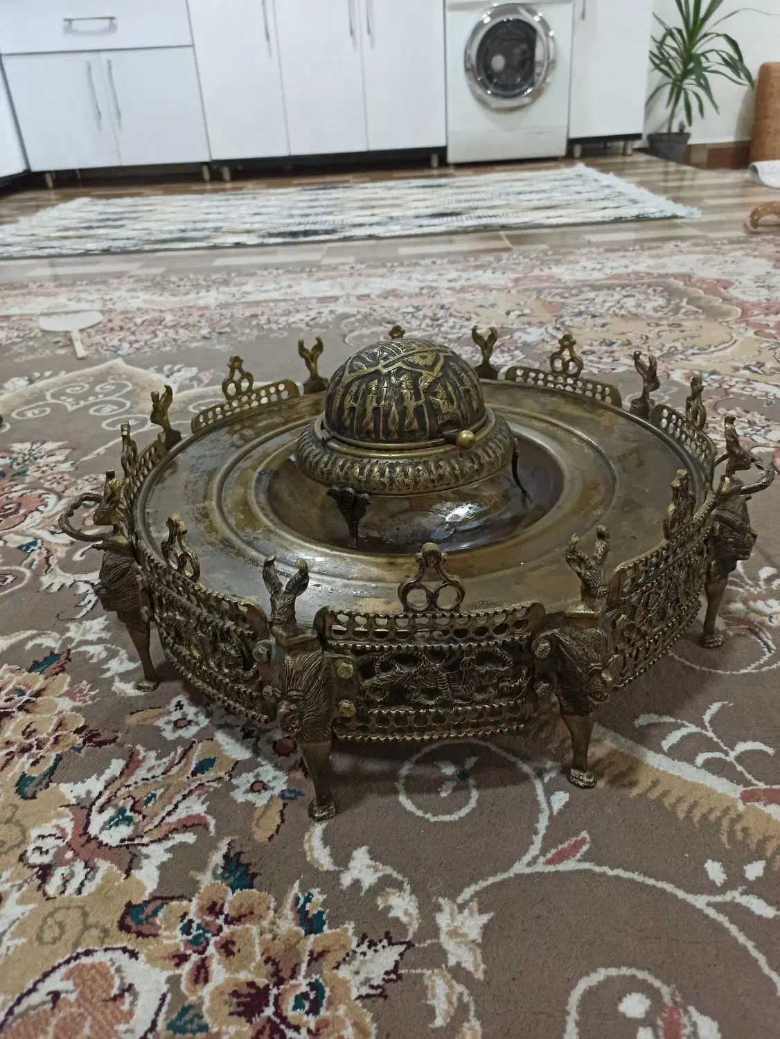 منغل قاجاری جنس برنز|کلکسیون اشیاء عتیقه|کوهدشت, |دیوار