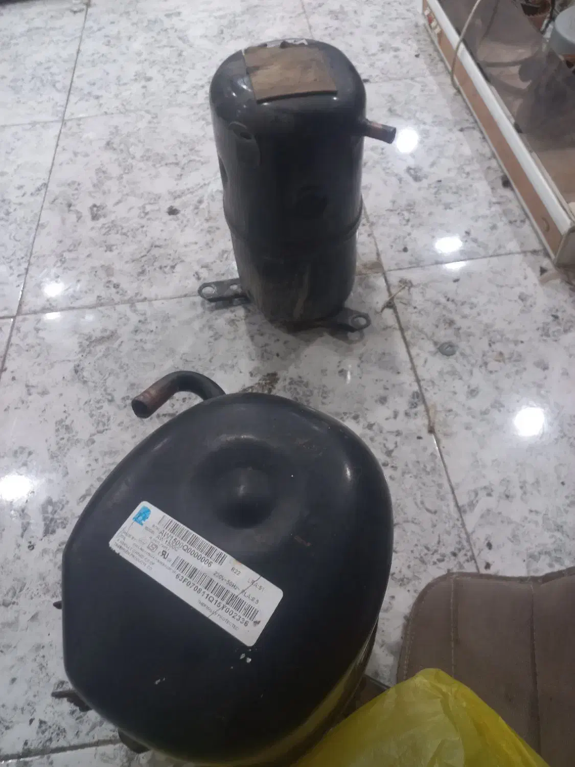 کمپرسور پیستونی )موتور بزرگ ۱۸۰۰۰|کولر گازی و فنکوئل|جم, |دیوار