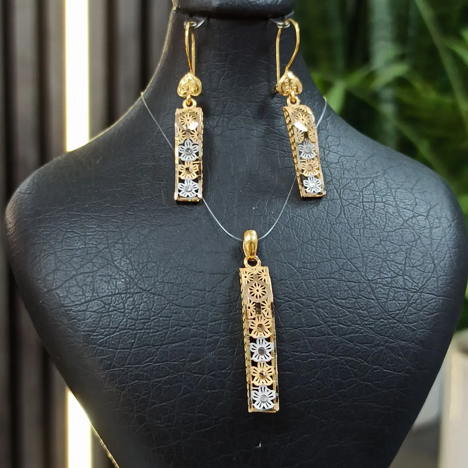 نیم ست۳.۶۶۰ گرمی ثامن فقط ۹درصد|جواهرات|همدان, |دیوار