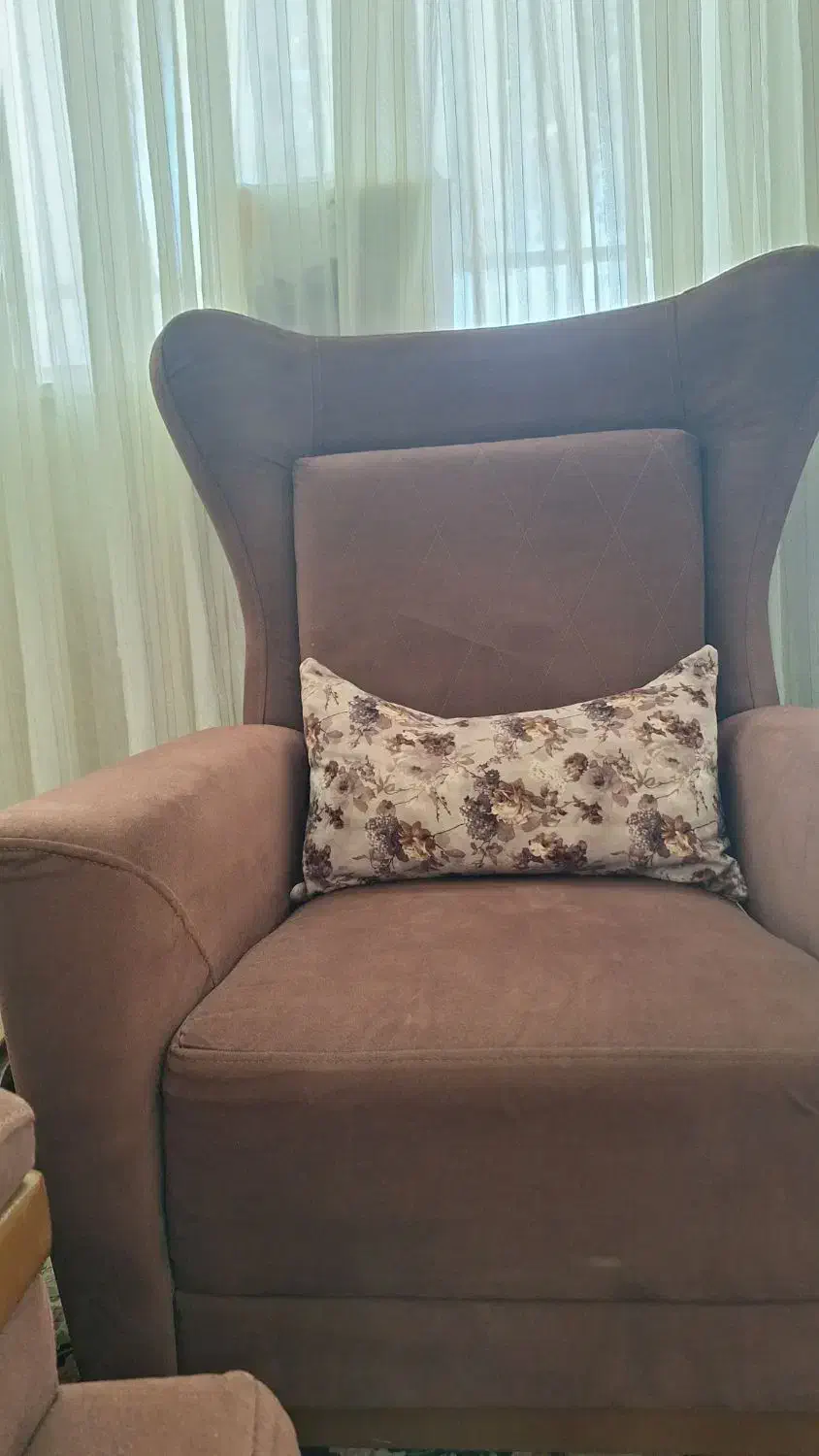 مبل در حد نو|مبلمان خانگی و میز عسلی|چابهار, |دیوار