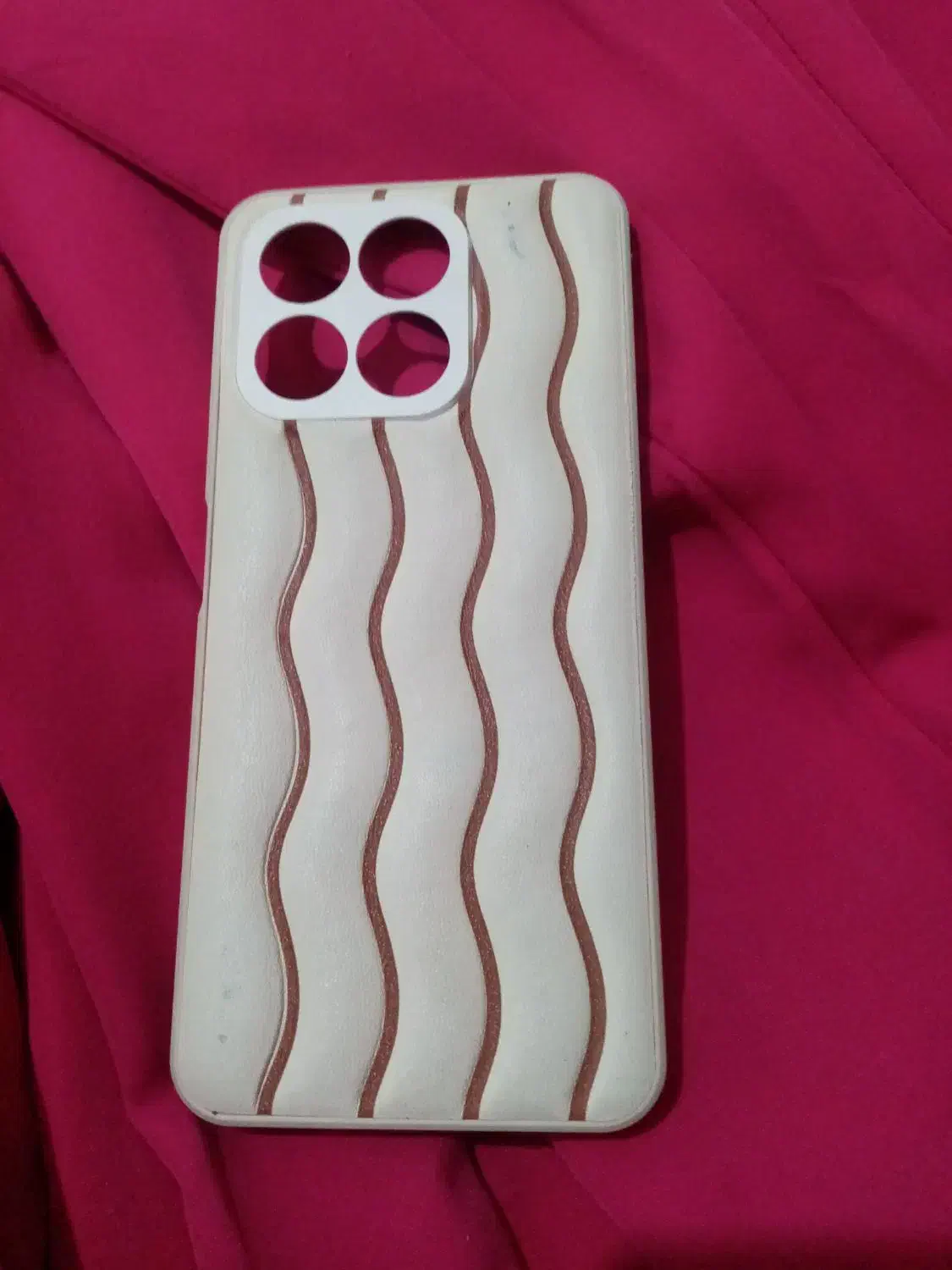 بک کاور نووتمیز|لوازم جانبی موبایل و تبلت|شیراز, عفیف‌آباد|دیوار