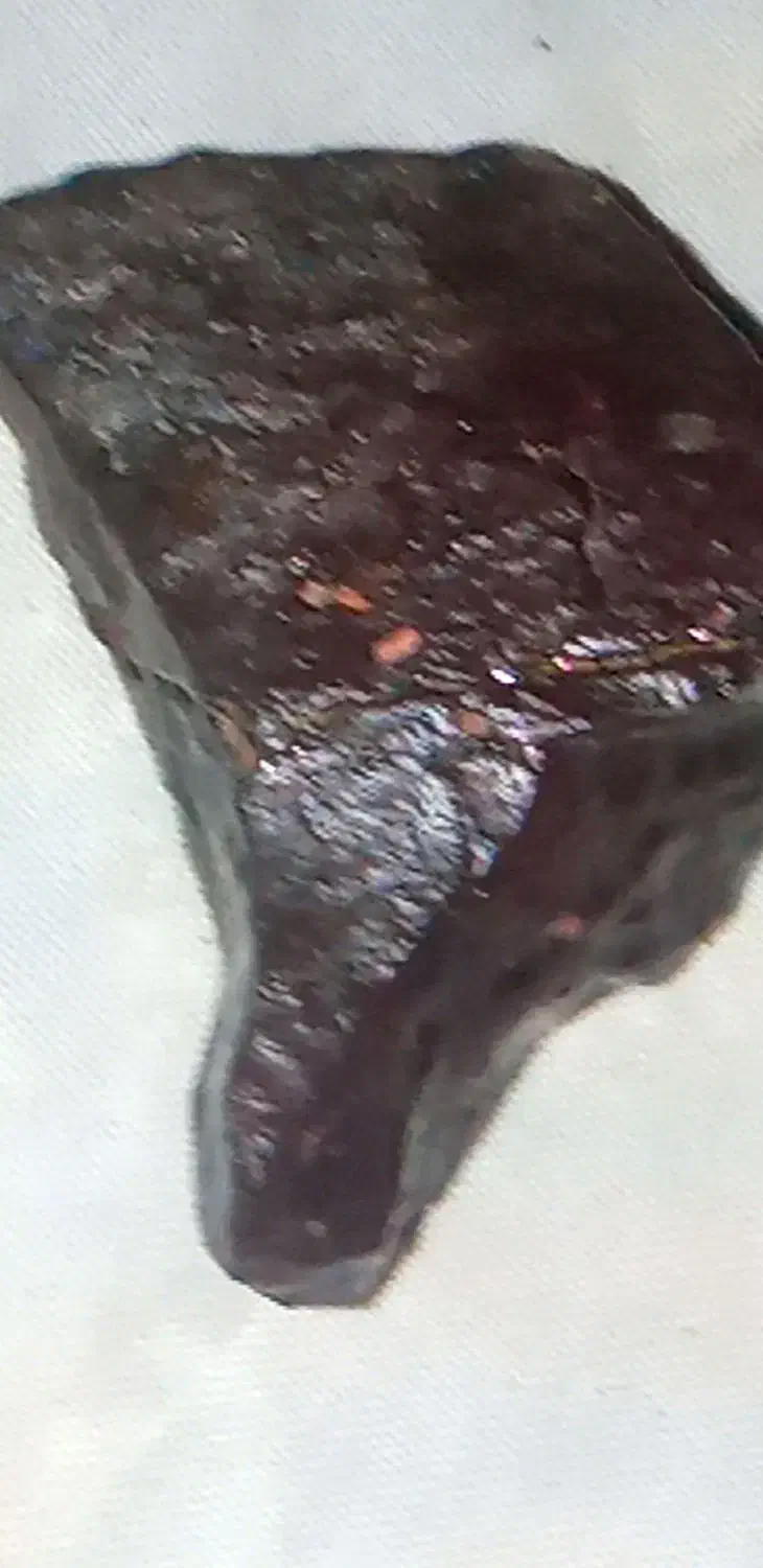 این سنگها جذب آهنربا دارن|جواهرات|ایرانشهر, |دیوار