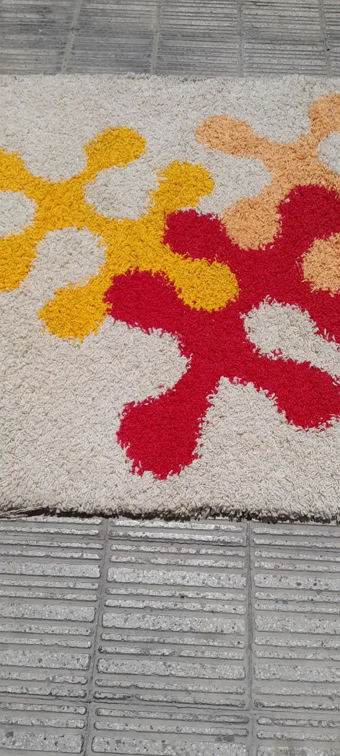 فرش مدل ماکارانی ۴متری در حد نو|فرش|تهران, والفجر (افسریه)|دیوار