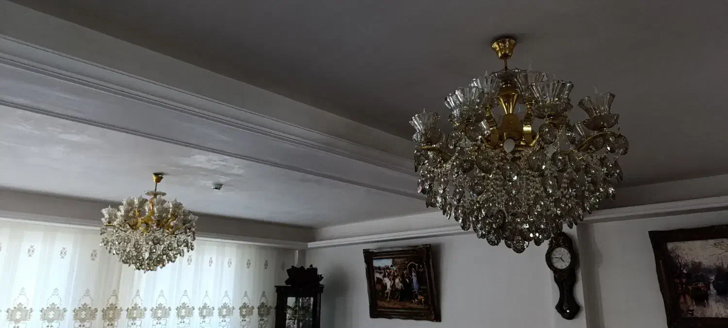 یک عدد لوستر 8شاخه (24لامپه) با لاله های کریستال|لوستر و چراغ آویز|تبریز, |دیوار