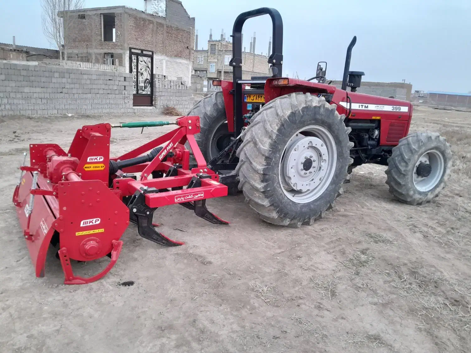 خدمات کشاورزی شخم برگردان چیزل خردکن...|خدمات باغبانی و درختکاری|میاندوآب, |دیوار