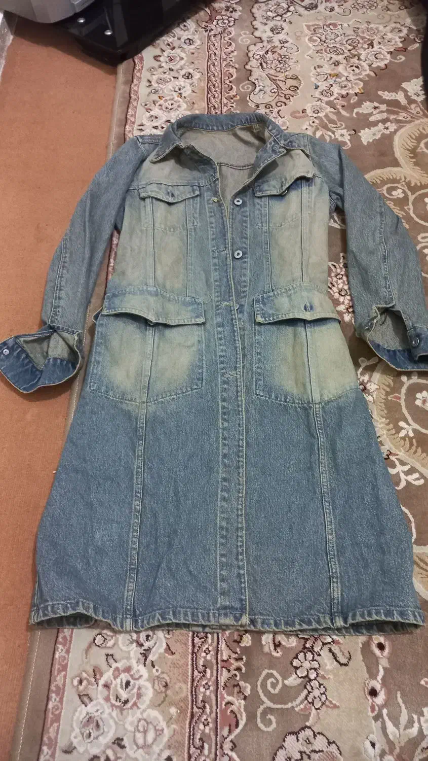 مانتولی خارجی|لباس|گلبهار, شهر جدید گلبهار|دیوار