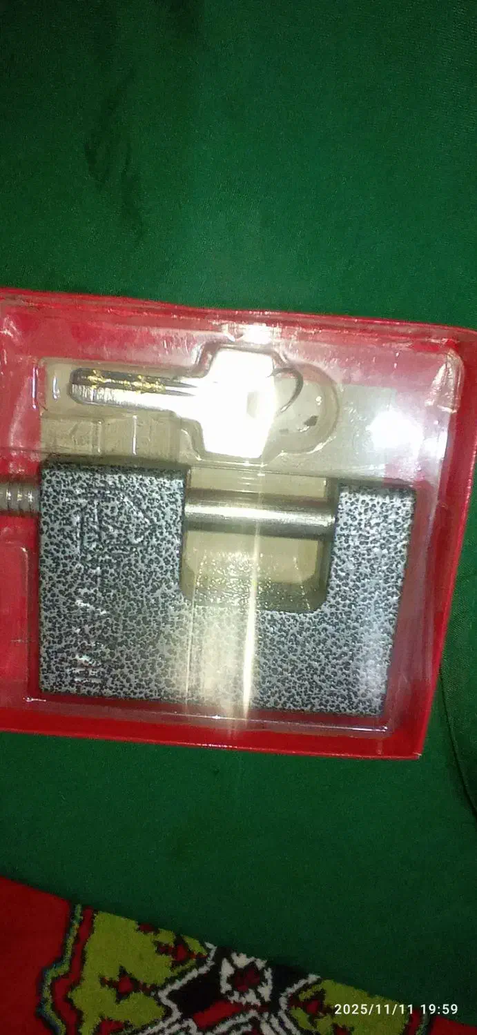 تعدادی قفل حیاطی کامپیوتری و قفل کتابی|ابزارآلات|زابل, |دیوار