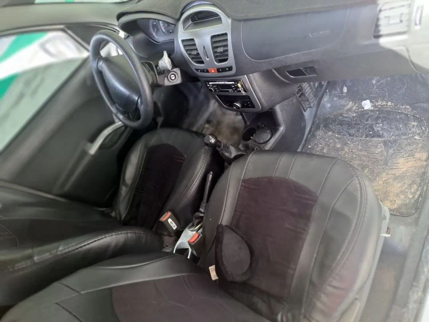 ساینا۱۴۰۰|خودرو سواری و وانت|بهبهان, |دیوار