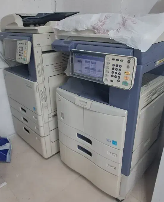 ۲عدد دستگاه توشیبا سیاه سفید و رنگی|پرینتر، اسکنر، کپی، فکس|مشهد, شیرودی|دیوار